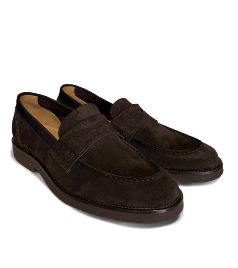 The most comfortable brown suede loafer shoes for men